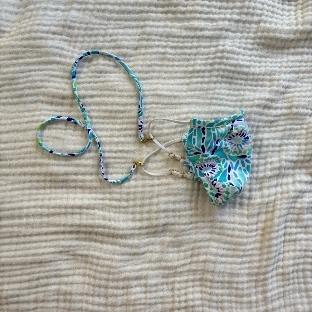 Lilly Pulitzer mask and lanyard